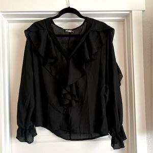 Chic me large blouse with ruffles